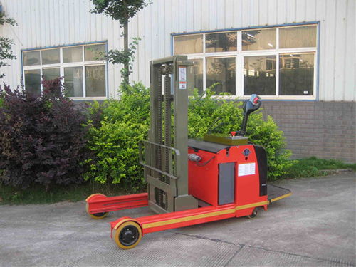 利美電瓶車 5噸長料防爆搬運(yùn)車廠商 平頂山防爆搬運(yùn)車廠商